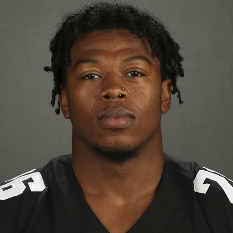 Headshot of Kaevon Merriweather
