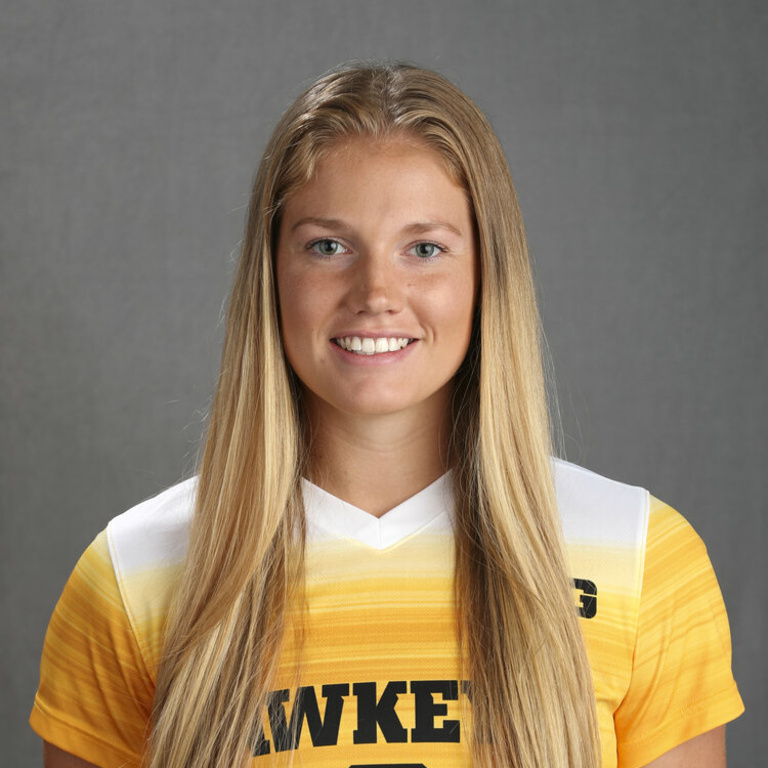 Headshot of Sabrina Shaw