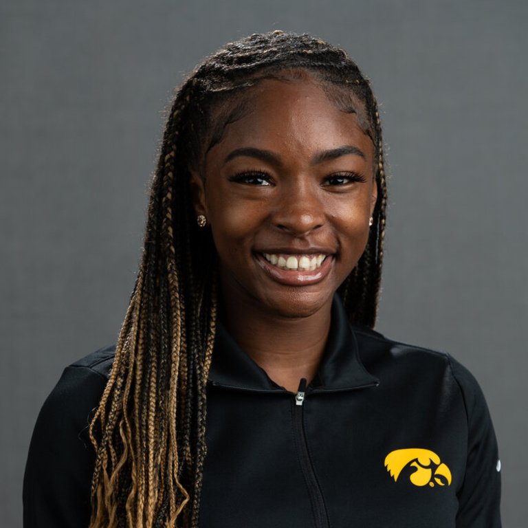 Headshot of Tionna Tobias